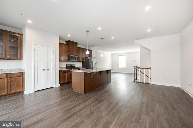 Building Photo - 430 Paperbark Sq