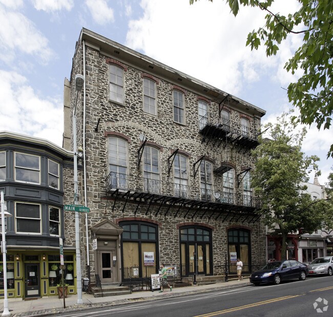 Primary Photo - 4313-4317 Main St