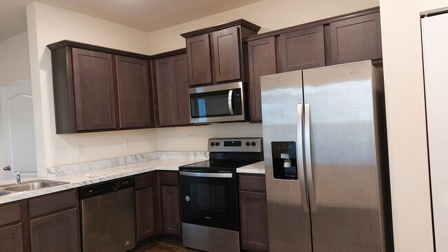 Building Photo - Townhome in Baymeadows