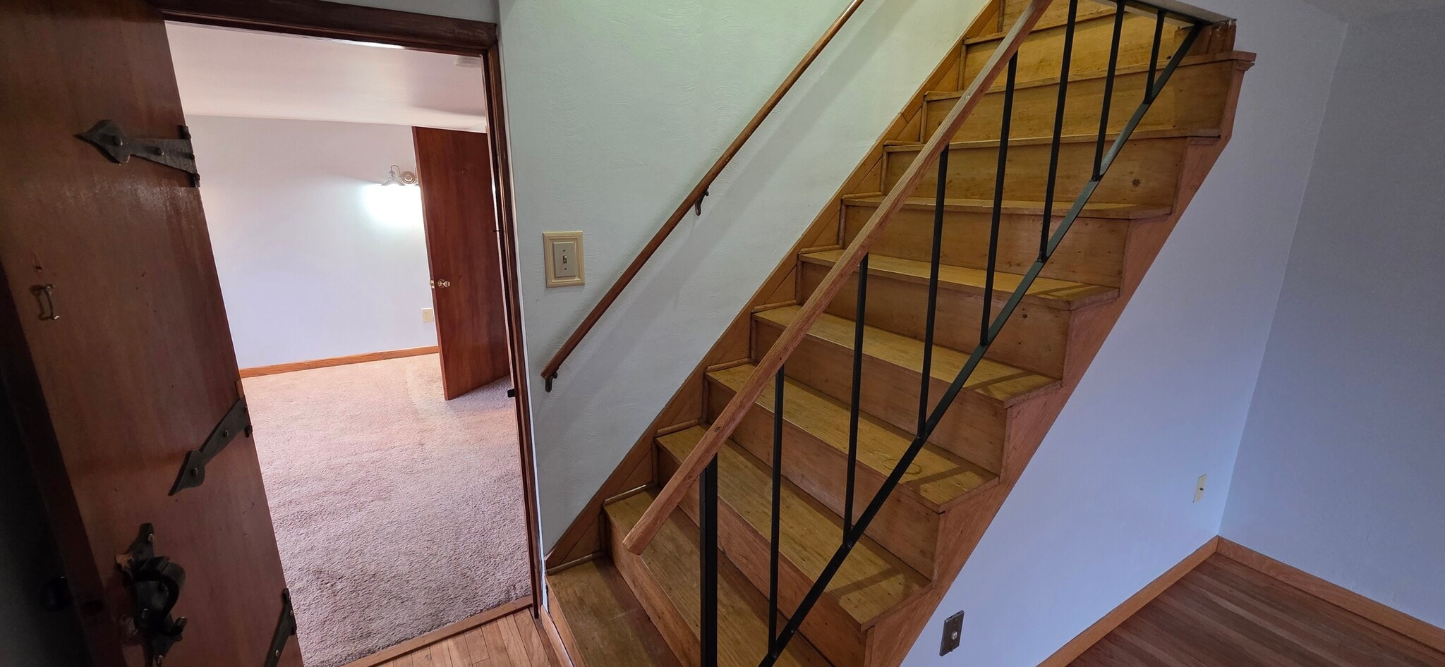 Master Bedroom and Stairs - 8295 Limeridge Rd