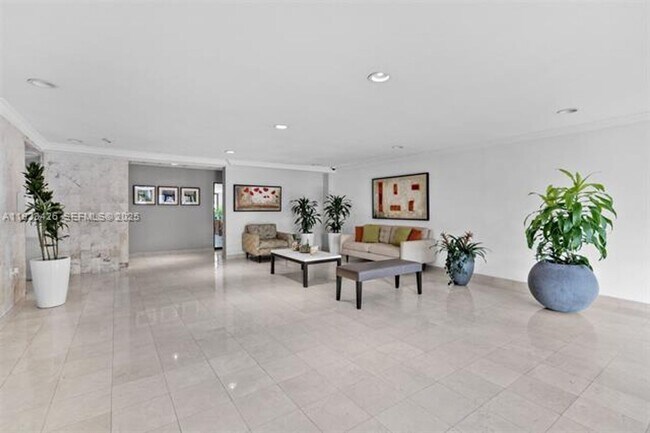 Building Photo - 255 Galen Dr