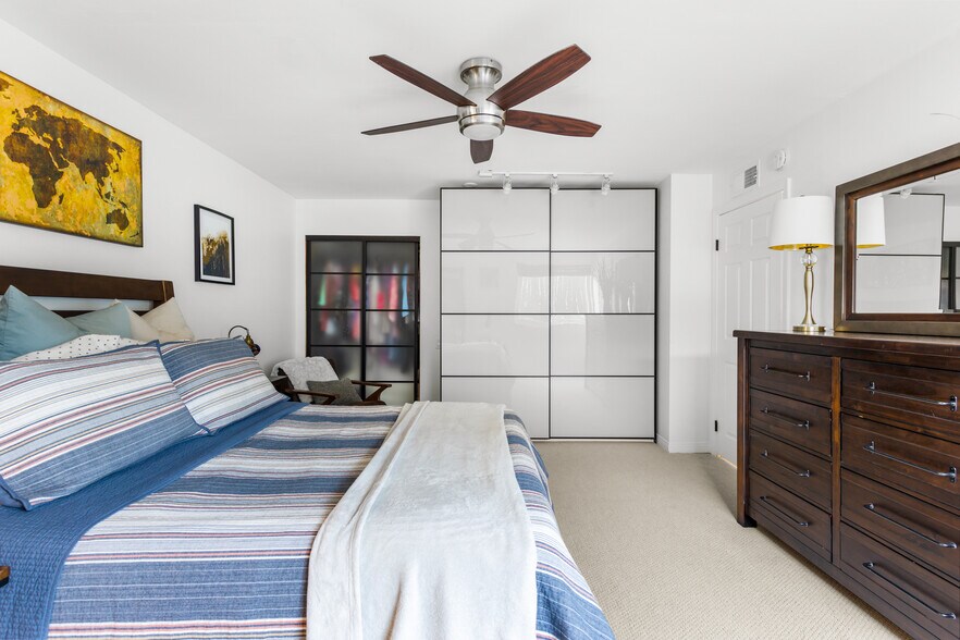 Building Photo - 7130 Gateshead Way