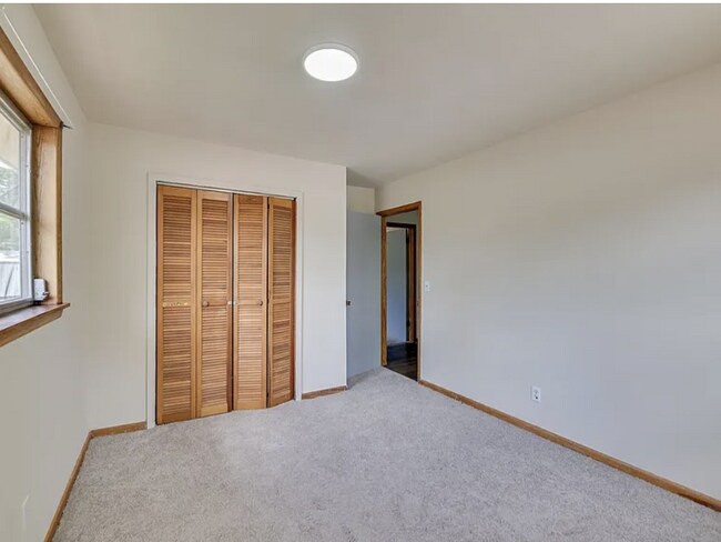 Building Photo - 1114 Terrace Cir