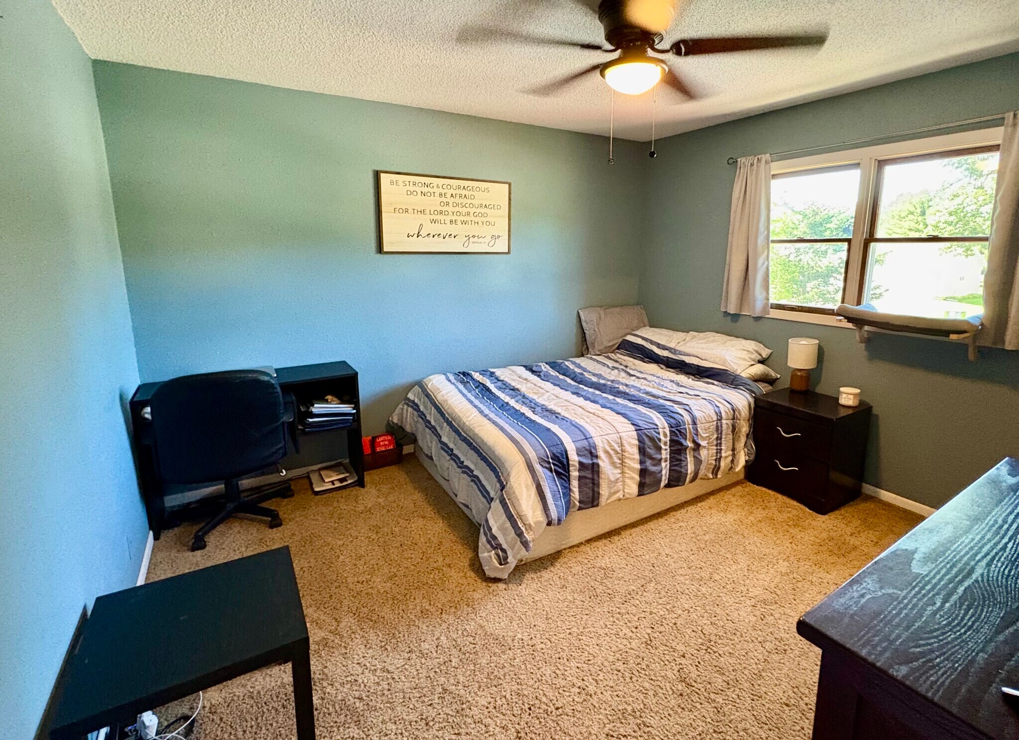 Master bedroom - 2916 Youngdale Ave