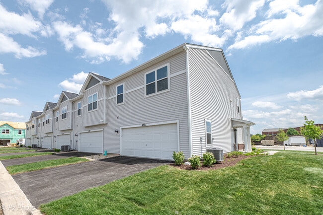 Building Photo - 4323 Chelsea Mnr Cir