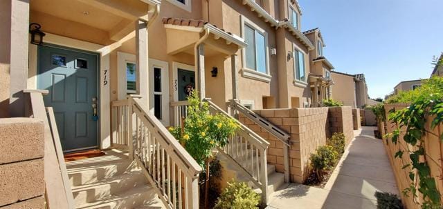 Building Photo - 719 Magnolia Ave