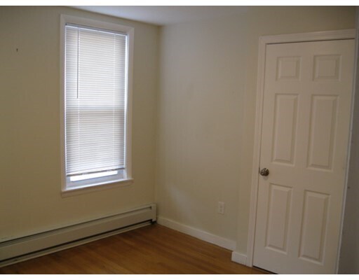 Building Photo - 45 Endicott Ave