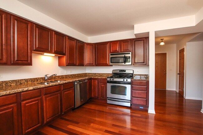 Building Photo - 3545 N Pulaski Rd