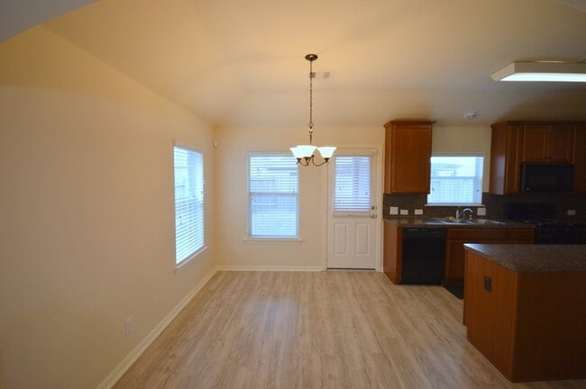 Building Photo - 11115 Barker Park Ct