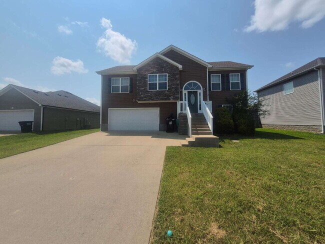 Building Photo - 1351 Freedom Dr