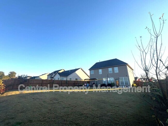 Building Photo - 316 Meadowpark Ln