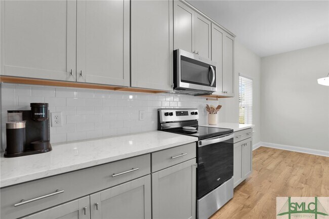 Building Photo - 145 Nettleton Ln
