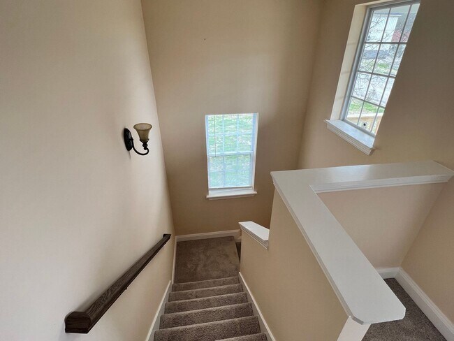 Building Photo - Stunning, Modern 4-Bed / 2.5-Bath Home for Rent – Less Than 20 Minutes to Downtown!