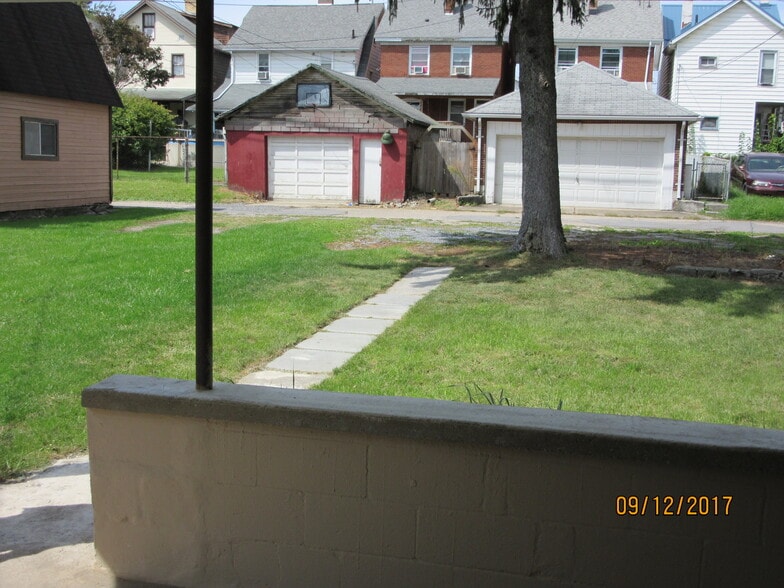 Building Photo - 3008 Broad Ave