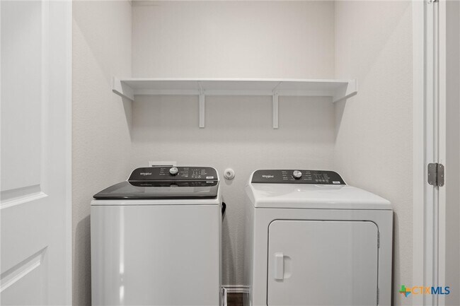 Building Photo - 12811 Village Spun Plz