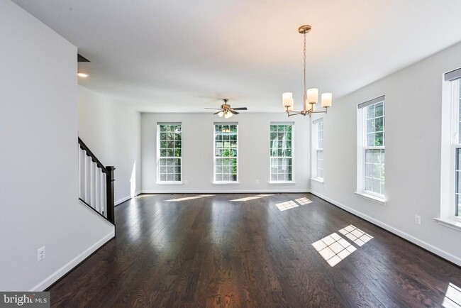 Building Photo - 4388 Fair Lakes Ct