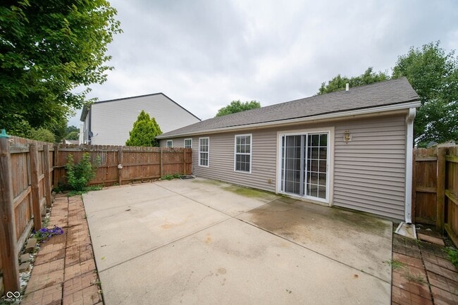 Building Photo - 6660 W Denton Dr
