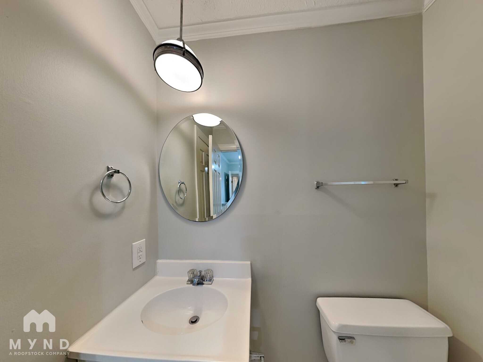 Building Photo - 25 Camelia Dr