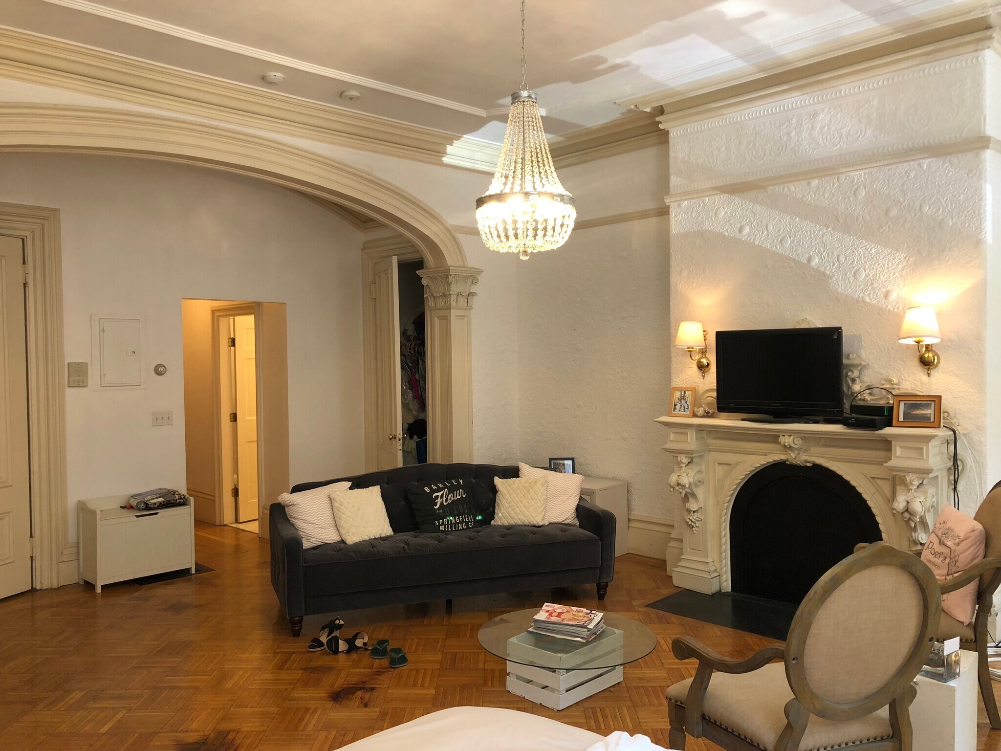 Building Photo - 137 Beacon St