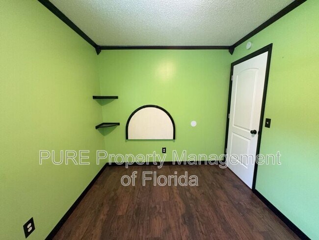 Building Photo - 12300 SE 128th Ct