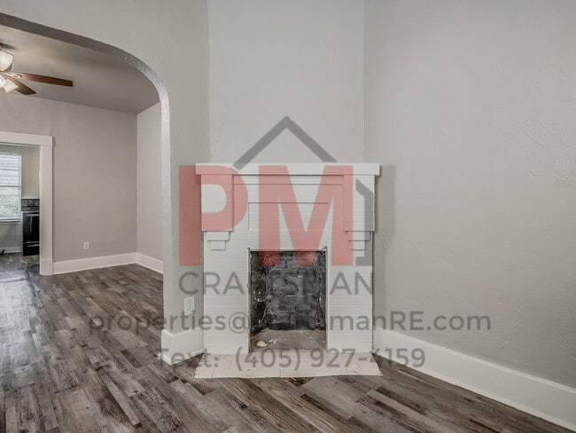 Building Photo - 1226 NW 8th St