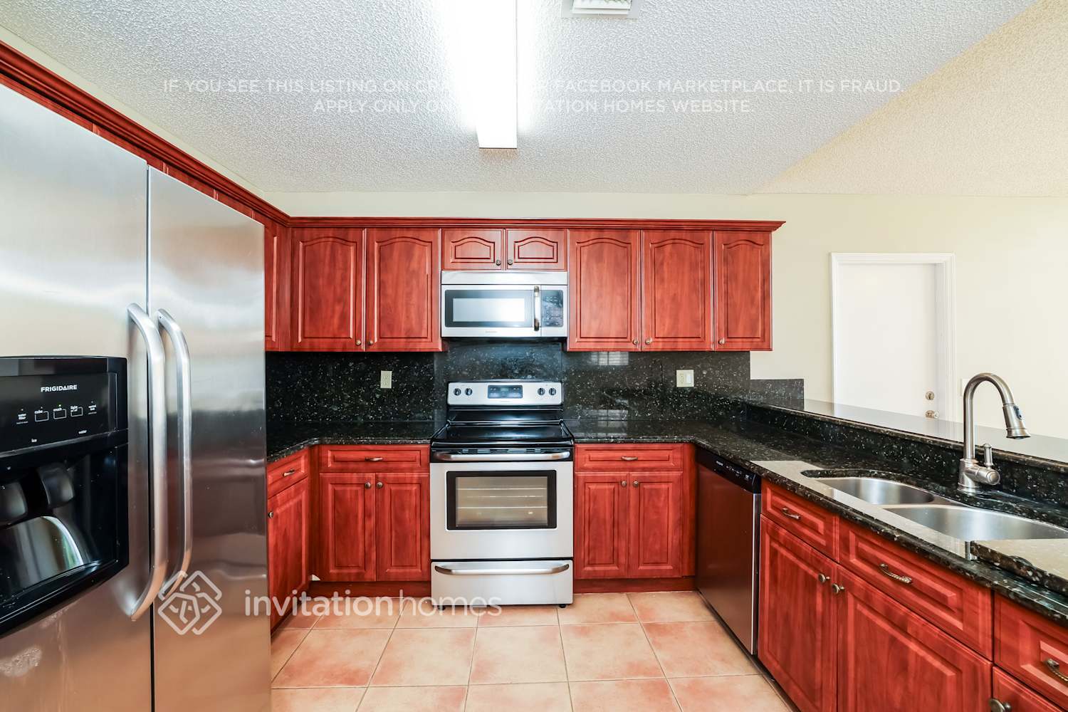 Building Photo - 21311 Sawmill Ct