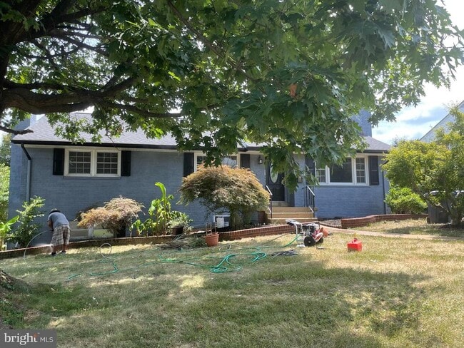 Building Photo - 4617 N Chambliss St