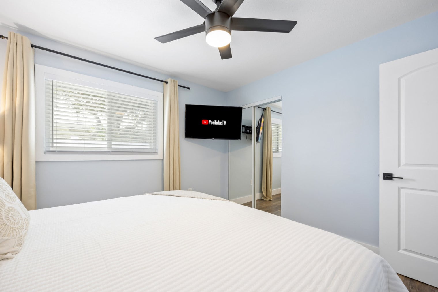 Building Photo - 79 S Brevard Ave