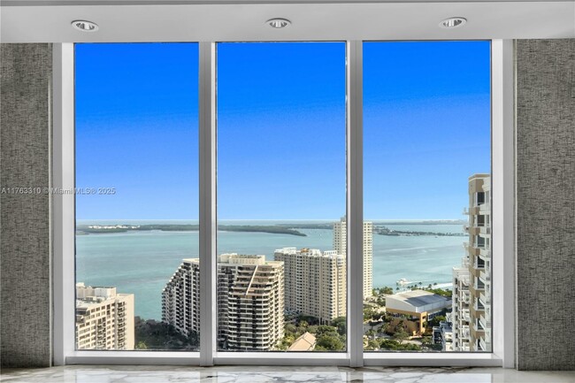 Building Photo - 901 Brickell Key Blvd