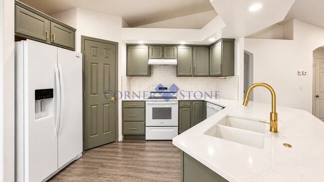 Building Photo - Beautiful 3-Bedroom Home with Open Floor Plan & Backyard Retreat!