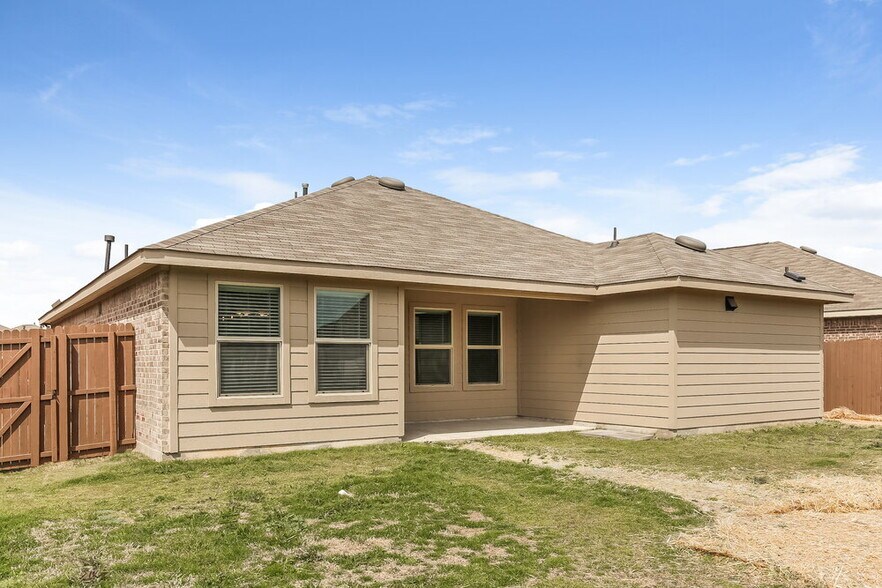 Building Photo - 825 Amberwood Ct