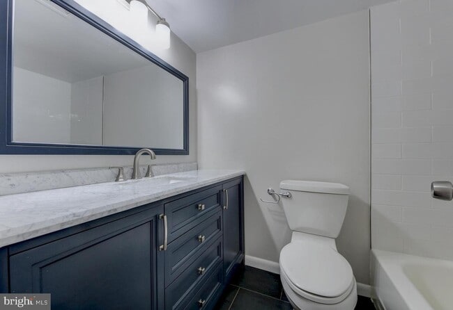 Building Photo - 2904 Kings Chapel Rd