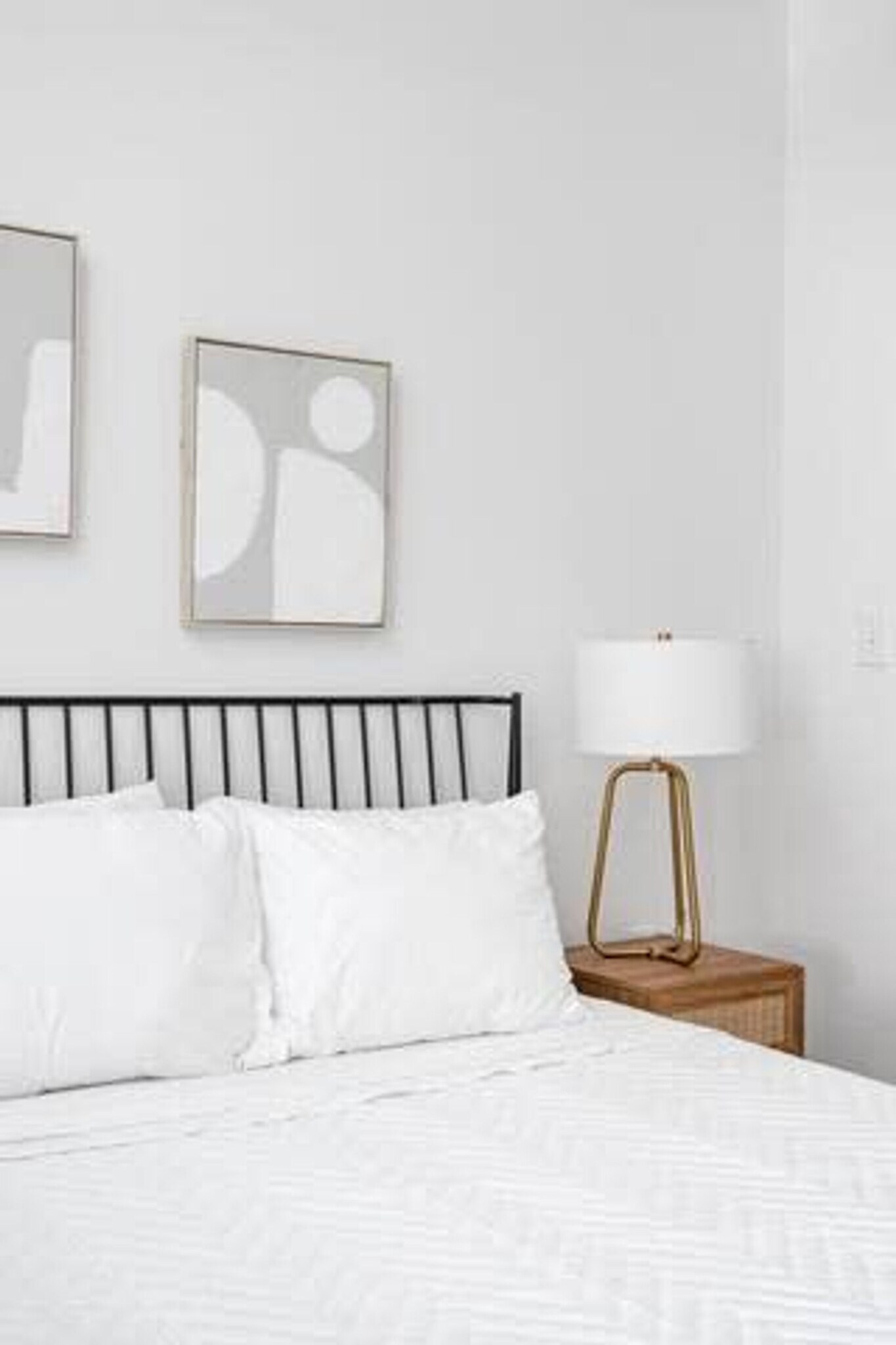 Building Photo - 747 N College Ave