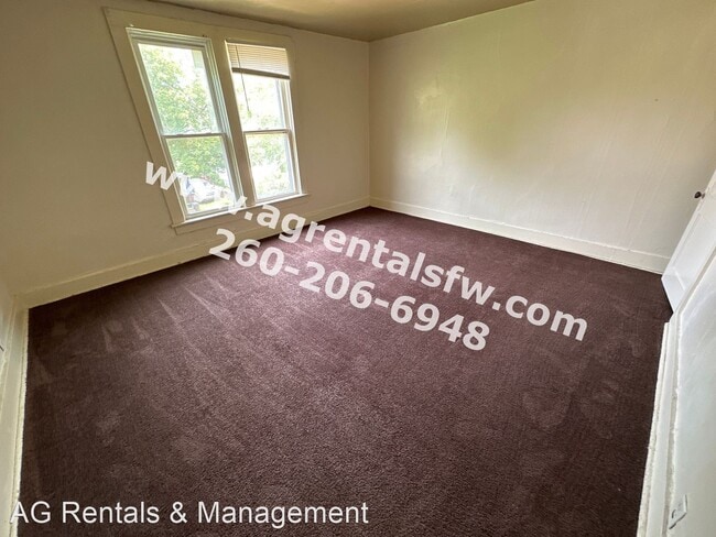 Building Photo - 3 br, 1 bath House - 1217 Michigan Ave