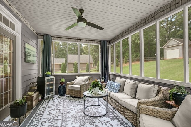 Building Photo - 75 Drews Ridge Dr