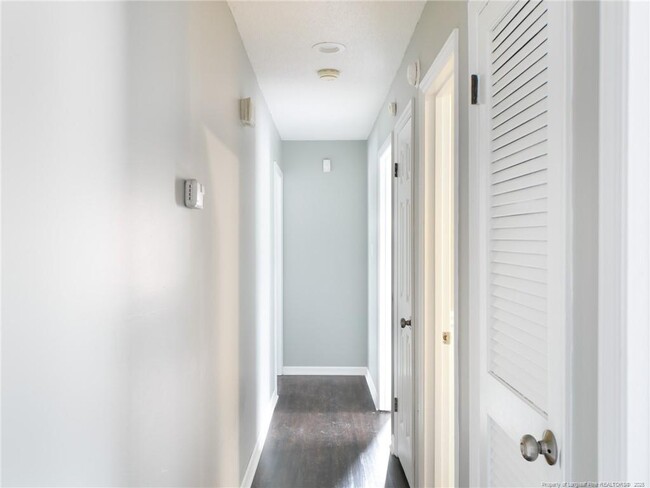 Building Photo - 608 Missenburg Ct