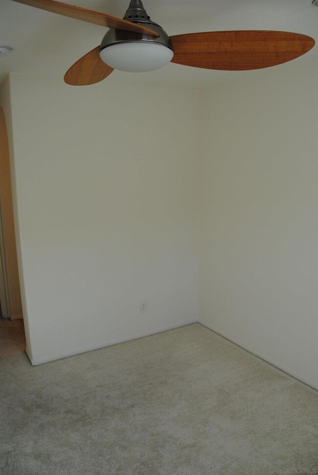 Building Photo - 672 Kellogg St