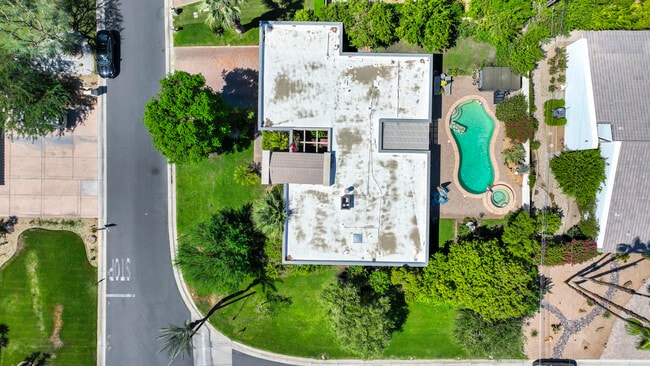 Building Photo - 78950 Starlight Ln