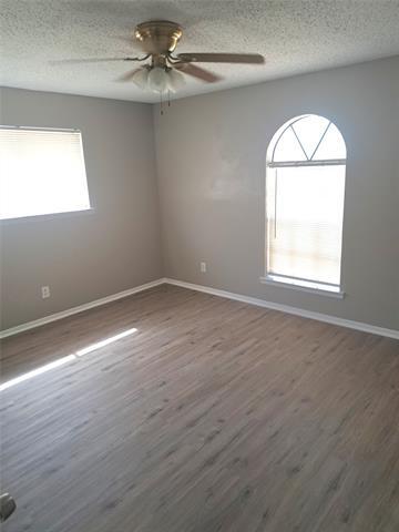 Building Photo - 1125 Highbush Dr