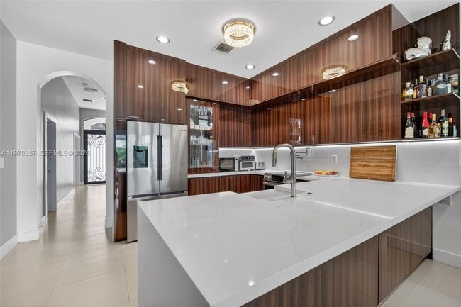 Building Photo - 14541 SW 16th St