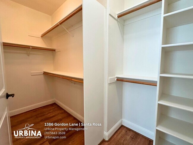 Building Photo - 1386 Gordon Ln