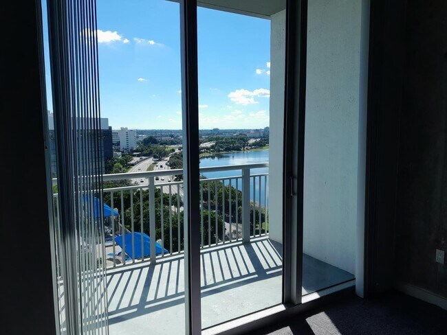 Building Photo - 300 S Australian Ave