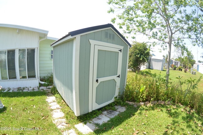 Building Photo - 1931 Coco Plum St NE