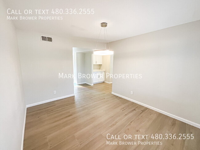 Building Photo - 2502 S Mollera Cir