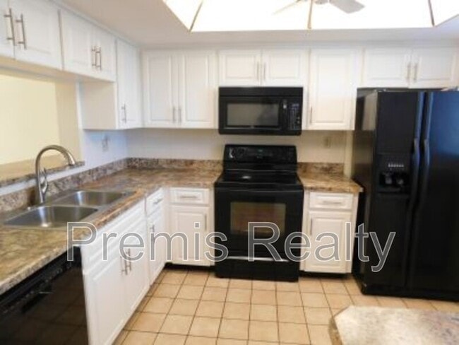 Building Photo - 3055 Casa Del Sol Cir