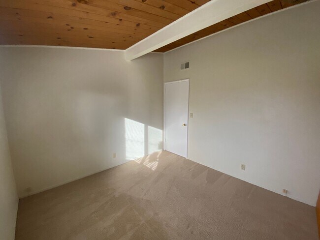 Building Photo - 1116 Isabelle Ct