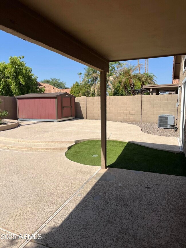 Building Photo - 4619 E Desert Cactus St