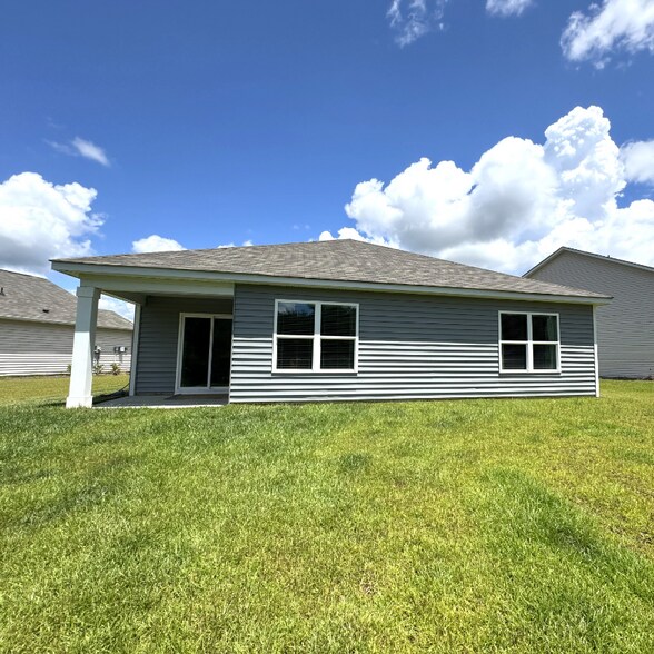 Building Photo - 480 Harvest Rdg Wy