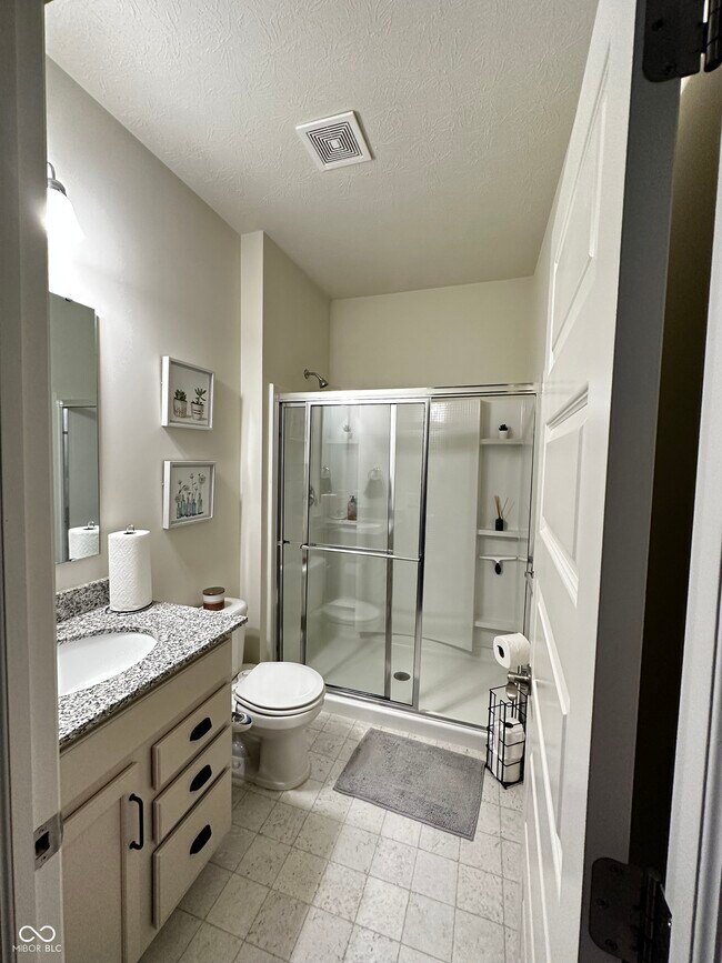 Building Photo - 6083 Flagler Ln