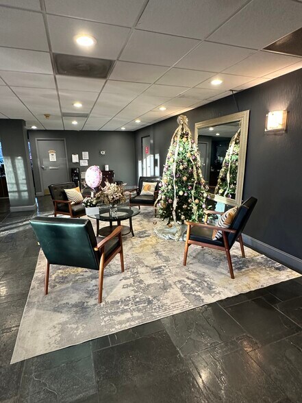 Building Photo - 888 N Logan St